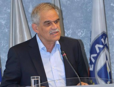 Ν. Τόσκας: «Αυτοί που φόρεσαν τις κουκούλες χθες να ξέρουν ότι δεν θα το αφήσουμε έτσι»